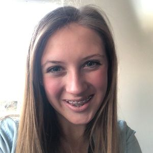 Meet your Posher, Ellie